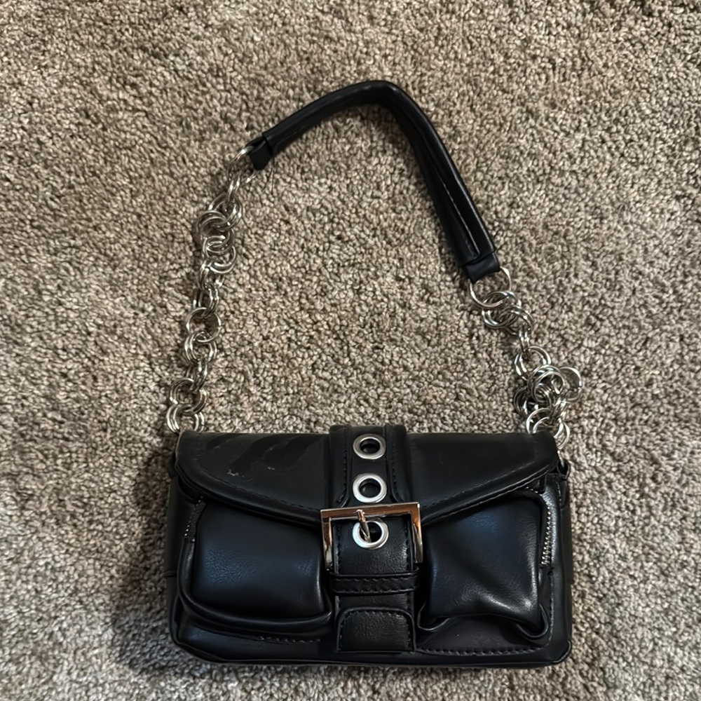 Black Leather Chain Shoulder Bag
